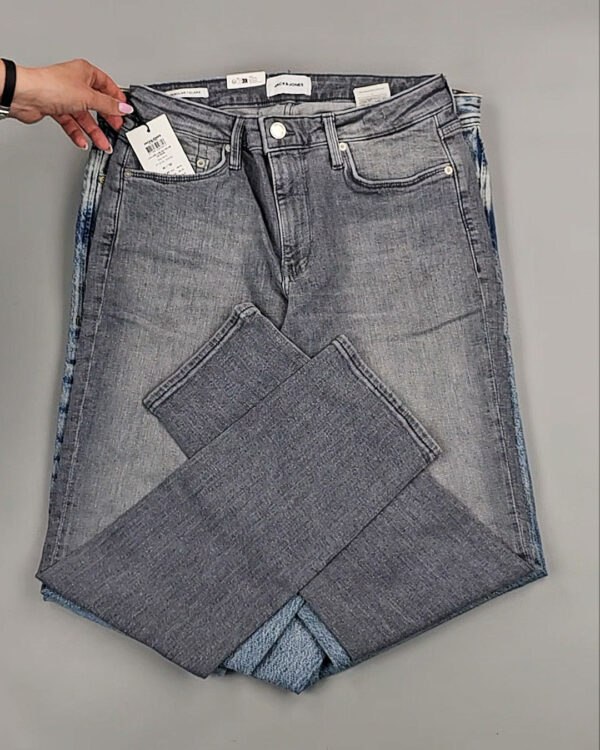 Фотография  553 - Джинсы JACK JONES men 045#5 кг, ЛОТ №8756 оптом в Магадане и Магаданской области