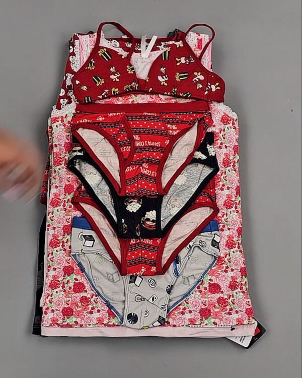 Фотография  862 - Нижнее белье CALZEDONIA дети#40 шт, ЛОТ №8823 оптом в Магадане и Магаданской области