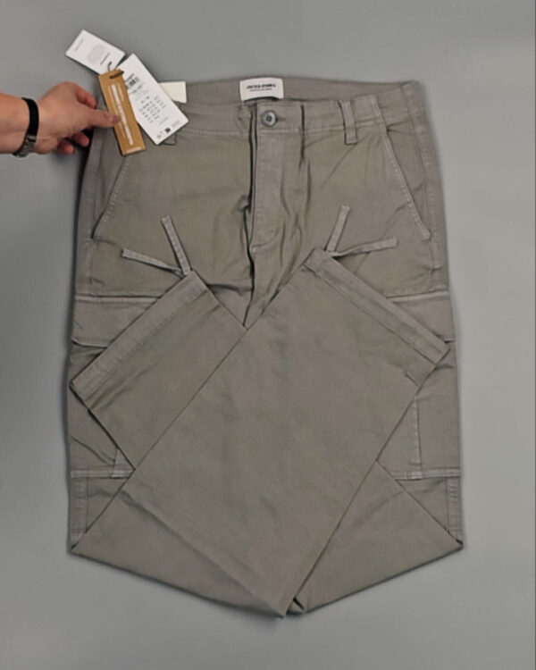 Фотография  692 - Брюки JACK JONES men 045#5 кг, ЛОТ №8894 оптом в Магадане и Магаданской области