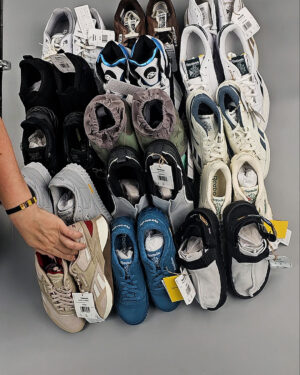 Фотография  274 - Кроссовки Reebok#23 шт, ЛОТ №8896 оптом в Магадане и Магаданской области