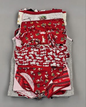 Купить Нижнее белье CALZEDONIA дети#40 шт, ЛОТ №8826 оптом в Магадане и Магаданской области