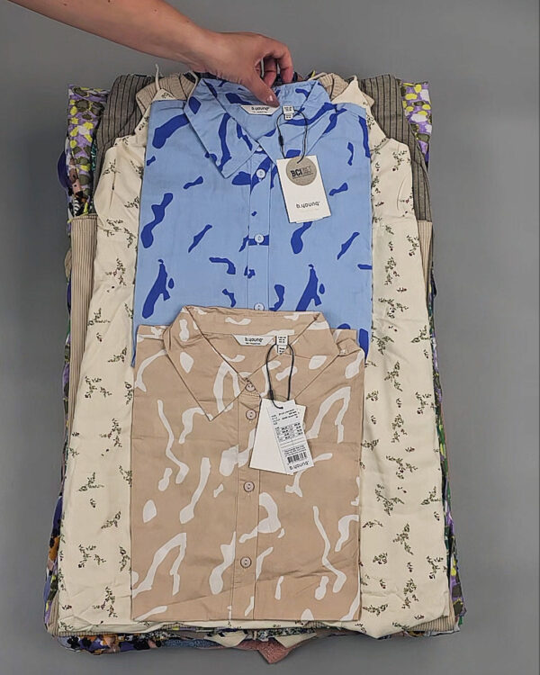 Фотография  233 - B.YOUNG Summer mix 045#17 кг, ЛОТ №8918 оптом в Магадане и Магаданской области