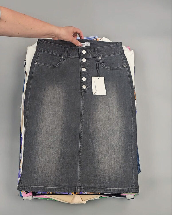 Фотография  349 - B.YOUNG Summer mix 045#17 кг оптом в Магадане и Магаданской области