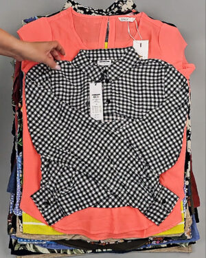 Фотография  315 - Блузки+Джемпера Bestseller Summer 045 B#8,5 кг, ЛОТ №9041 оптом в Магадане и Магаданской области