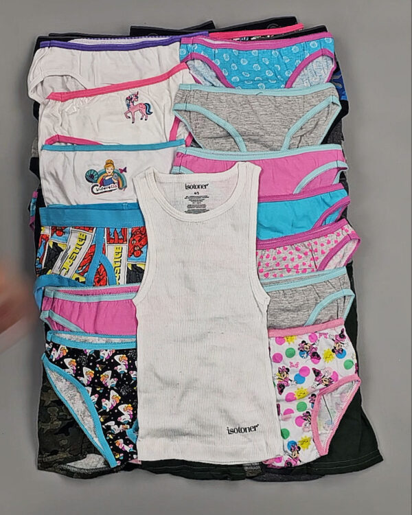 Фотография  553 - Нижнее белье LIDL Kids#2,8 кг, ЛОТ №8960 оптом в Магадане и Магаданской области