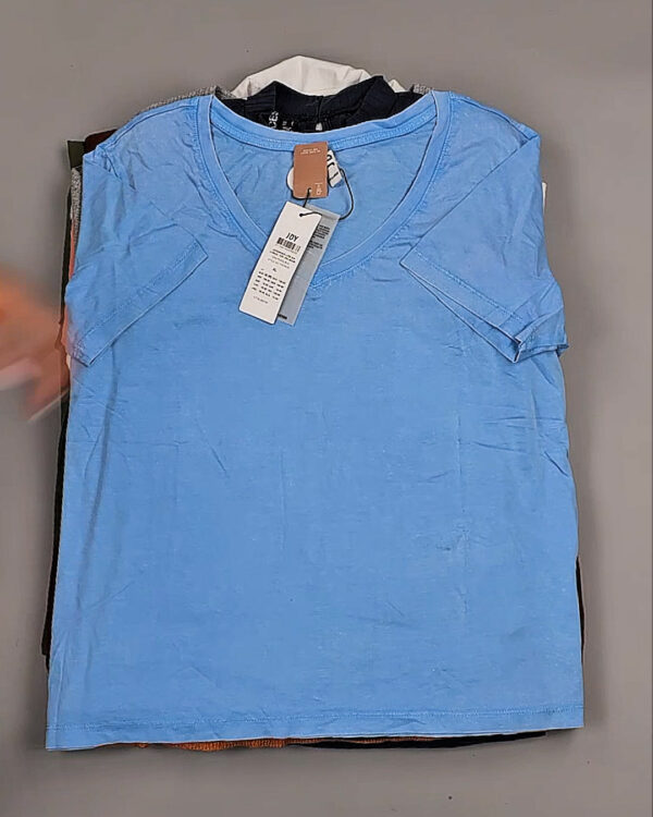 Фотография  226 - Футболки DK COMPANY 045 B#5 кг, ЛОТ №9084 оптом в Магадане и Магаданской области