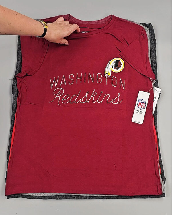 Фотография  519 - Футболки СТОК CAN 084#5 кг, ЛОТ №9000 оптом в Магадане и Магаданской области