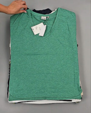 Фотография  759 - Футболки DK COMPANY 045 B#5,5 кг, ЛОТ №9085 оптом в Магадане и Магаданской области