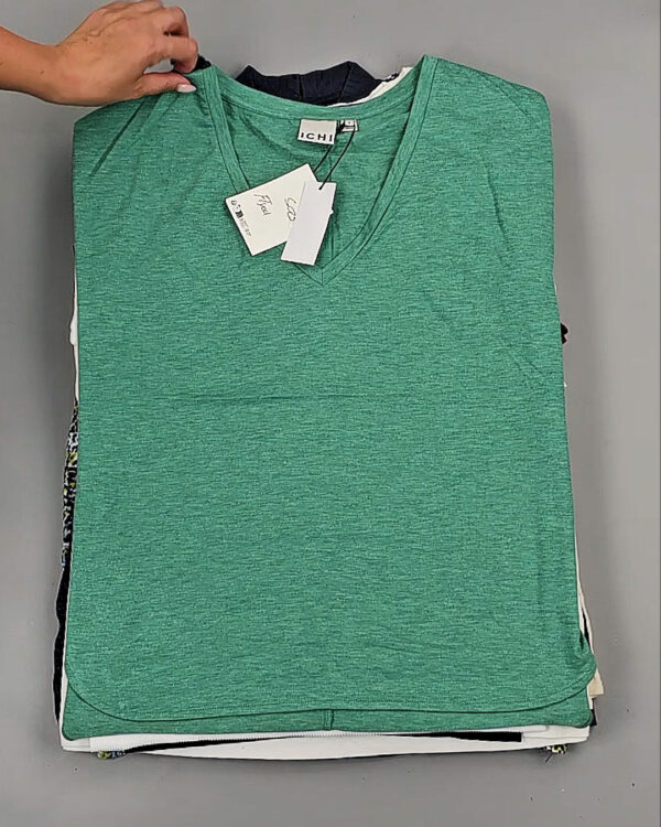 Фотография  888 - Футболки DK COMPANY 045 B#5,5 кг, ЛОТ №9085 оптом в Магадане и Магаданской области