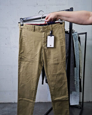 Фотография  766 - LACOSTE, CALVIN KLEIN, TOMMY HILFIGER, GUESS + 075#20 шт, ЛОТ №9072 оптом в Магадане и Магаданской области