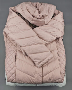 Купить Верхняя одежда женская CAN 104#15 кг, ЛОТ СТ-9349 оптом в Магадане и Магаданской области