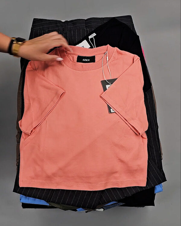 Фотография  817 - JACK JONES Women mix 075 #15 кг, ЛОТ СТ-9182 оптом в Магадане и Магаданской области