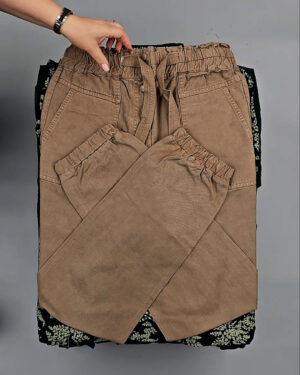 Фотография  591 - B.YOUNG Winter mix 104#15 кг, ЛОТ СТ-9195 оптом в Магадане и Магаданской области