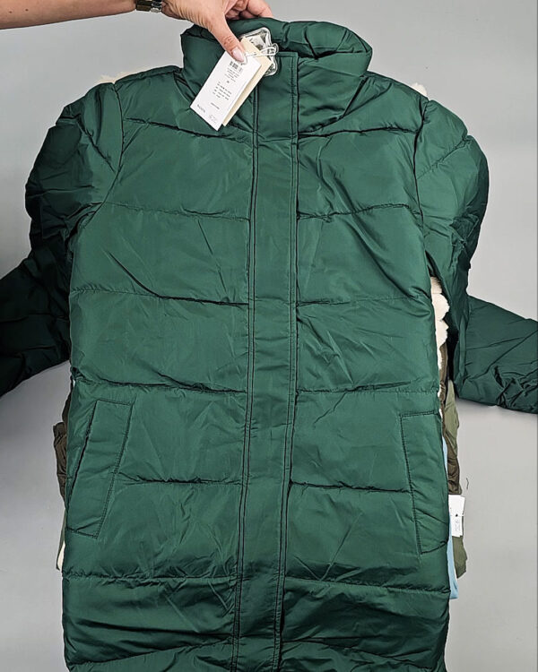 Фотография  472 - Верхняя одежда VILA 104#10 кг, ЛОТ СТ-9320 оптом в Магадане и Магаданской области