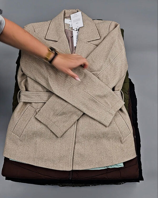 Фотография  678 - Верхняя одежда BESTSELLER Дания 104#10 кг, ЛОТ СТ-9314 оптом в Магадане и Магаданской области