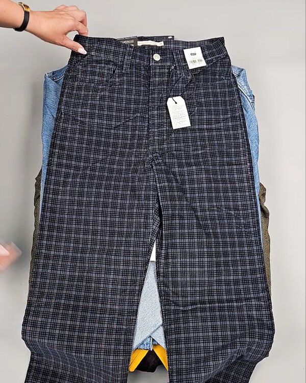 Фотография  872 - Levis mix SW 03#10 кг, ЛОТ СТ-9169 оптом в Магадане и Магаданской области