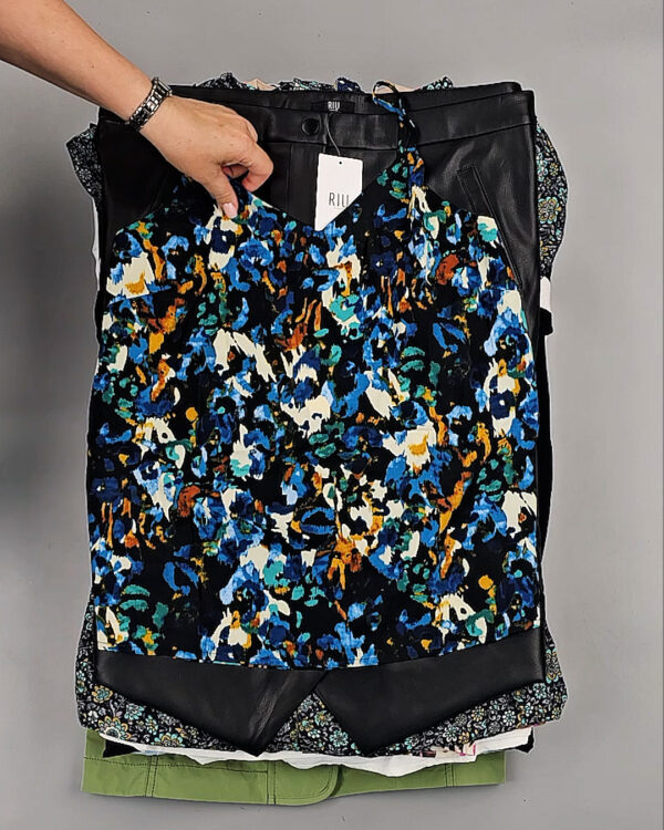 Фотография  905 - СТОК mix Women 075#8,45 кг, ЛОТ №9116 оптом в Магадане и Магаданской области