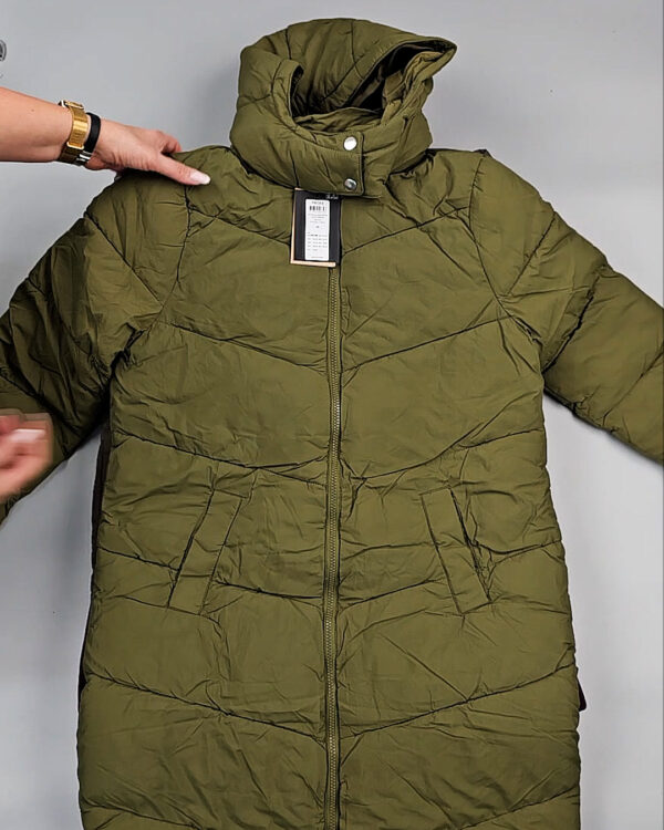 Фотография  170 - Верхняя одежда BESTSELLER Дания 104#10 кг оптом в Магадане и Магаданской области