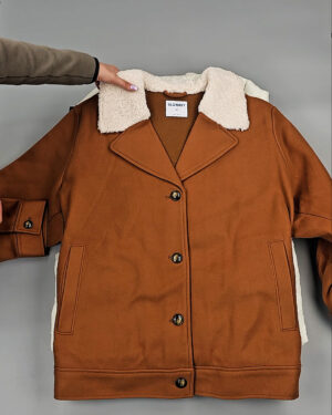 Фотография  673 - Верхняя одежда женская CAN 104#15 кг оптом в Магадане и Магаданской области