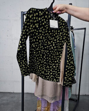 Фотография  893 - Karen by Simonsen mix 075#23 шт, ЛОТ №9100 оптом в Магадане и Магаданской области