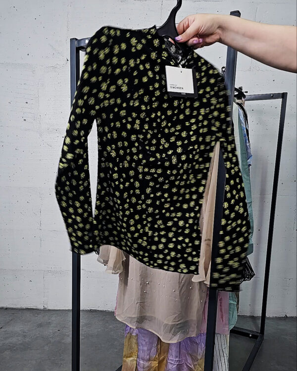 Фотография  729 - Karen by Simonsen mix 075#23 шт, ЛОТ №9100 оптом в Магадане и Магаданской области