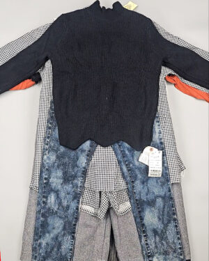 Купить Комплекты жен Корея 085#5 кг, ЛОТ СТ-9573 оптом в Магадане и Магаданской области