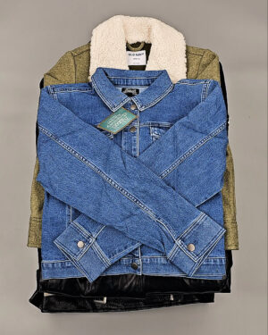 Купить Ветровки женские CAN 104#11,5 кг, ЛОТ СТ-9402 оптом в Магадане и Магаданской области