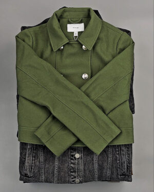 Купить Ветровки Bestseller+DK 035#10 кг, ЛОТ СТ-9399 оптом в Магадане и Магаданской области