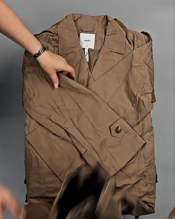 Фотография  458 - Ветровки Bestseller 045#10 кг, ЛОТ СТ-9407 оптом в Магадане и Магаданской области