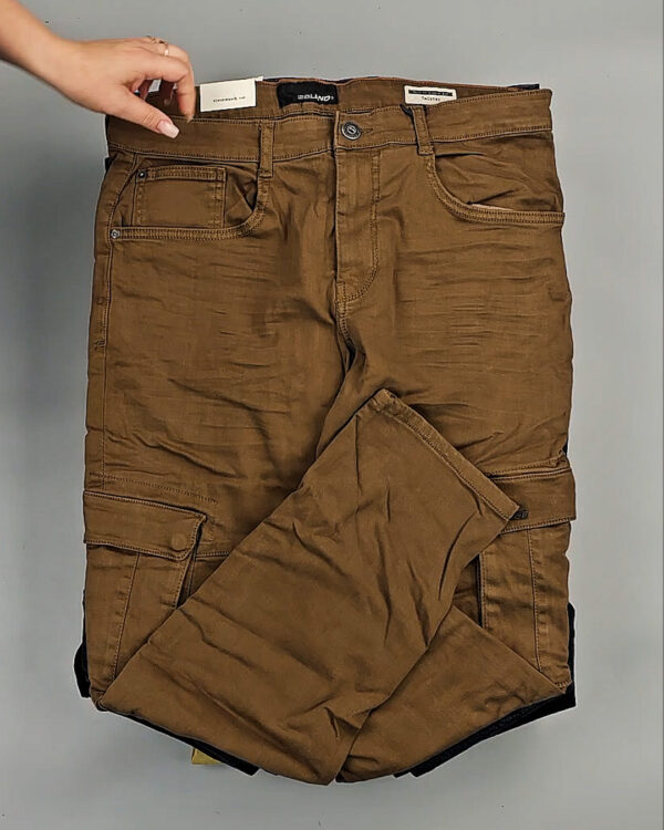 Фотография  422 - Джинсы BLEND HE + 075#10 кг оптом в Магадане и Магаданской области