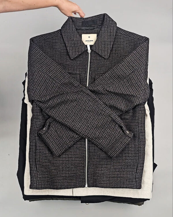 Фотография  168 - Верхняя одежда JACK JONES муж 075#10 кг оптом в Магадане и Магаданской области