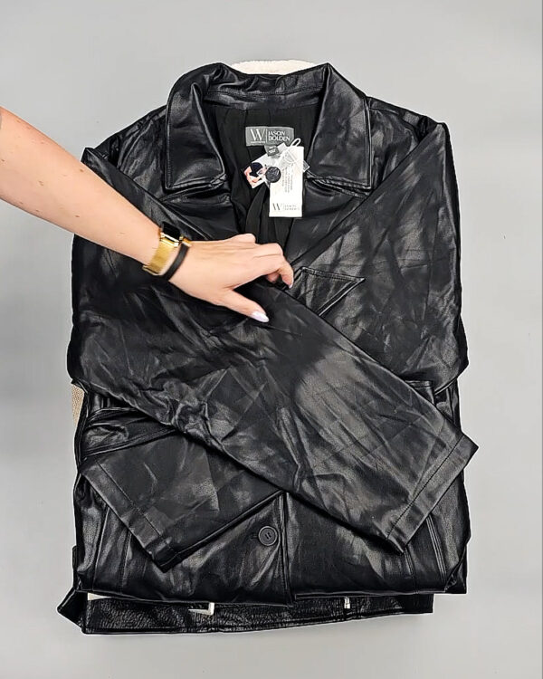 Фотография  266 - Ветровки женские CAN 104#11,5 кг, ЛОТ СТ-9402 оптом в Магадане и Магаданской области