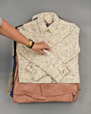 Фотография  553 - Ветровки женские CAN 104#12,4 кг, ЛОТ СТ-9403 оптом в Магадане и Магаданской области