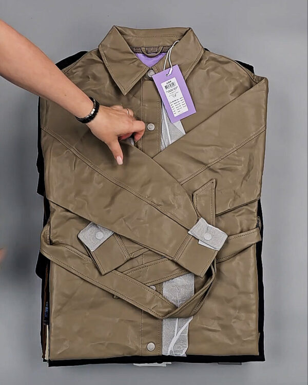 Фотография  619 - Ветровки Bestseller+DK 035#10 кг, ЛОТ СТ-9399 оптом в Магадане и Магаданской области