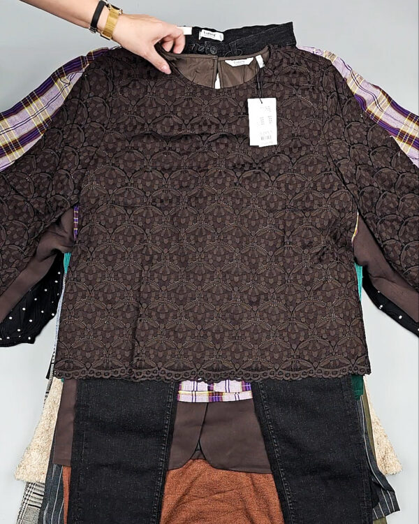 Фотография  710 - B.YOUNG Winter mix 104#15 кг, ЛОТ СТ-9524 оптом в Магадане и Магаданской области