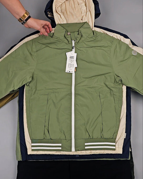 Фотография  195 - Ветровки BLEND HE + 075#10,3 кг, ЛОТ СТ-9570 оптом в Магадане и Магаданской области