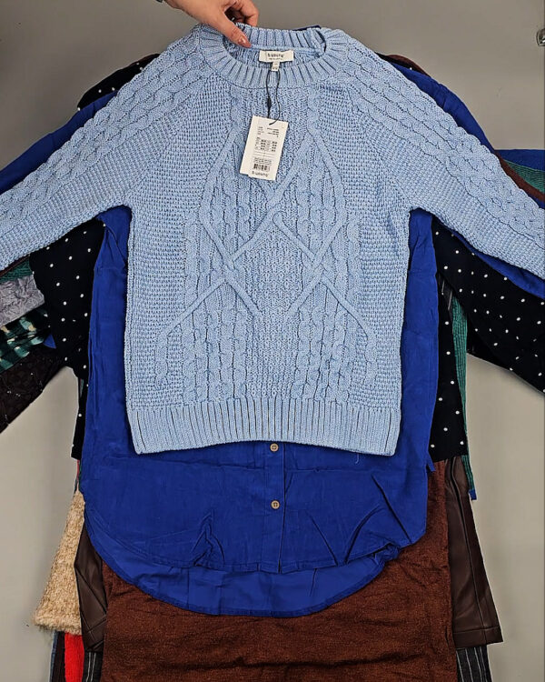 Фотография  830 - B.YOUNG Winter mix 104#15 кг, ЛОТ СТ-9595 оптом в Магадане и Магаданской области