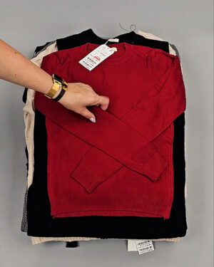 Фотография  173 - Джемпера Корея 085#7 кг, ЛОТ СТ-9415 оптом в Магадане и Магаданской области