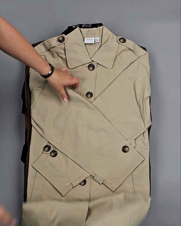 Фотография  576 - Ветровки Bestseller+DK 035#10 кг, ЛОТ СТ-9399 оптом в Магадане и Магаданской области