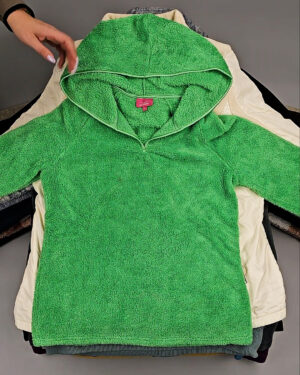 Фотография  358 - Флис#20 кг, ЛОТ № СХ-0176 оптом в Магадане и Магаданской области