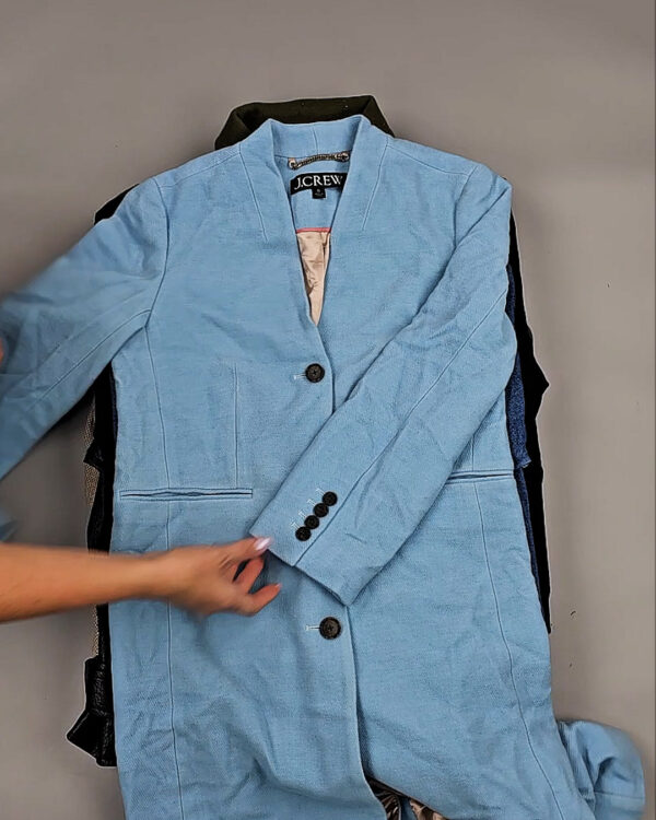 Фотография  756 - Ветровки женские CAN 104#11,5 кг, ЛОТ СТ-9402 оптом в Магадане и Магаданской области