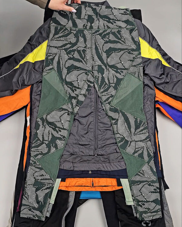 Фотография  667 - Спорт#25 кг, ЛОТ № СХ-0168 оптом в Магадане и Магаданской области