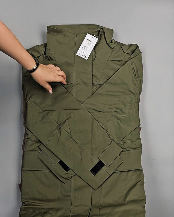 Фотография  333 - Ветровки Bestseller 045#10 кг, ЛОТ СТ-9410 оптом в Магадане и Магаданской области