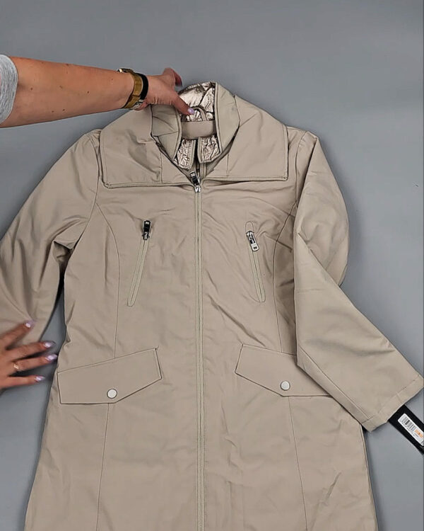 Фотография  764 - Ветровки женские CAN 104#12,4 кг, ЛОТ СТ-9403 оптом в Магадане и Магаданской области