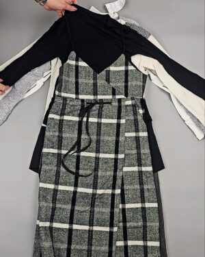 Фотография  603 - Комплекты жен Корея 085#5 кг, ЛОТ СТ-9572 оптом в Магадане и Магаданской области