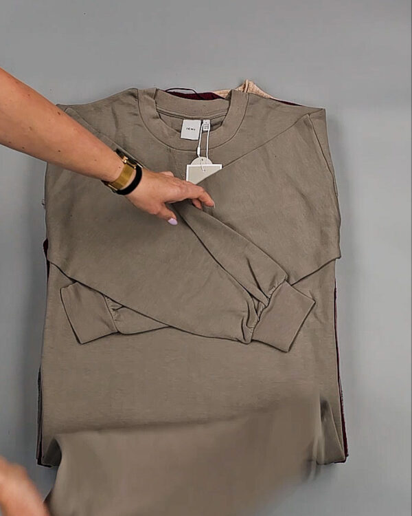 Фотография  509 - Платья Bestseller+DK Winter 035#7 кг оптом в Магадане и Магаданской области