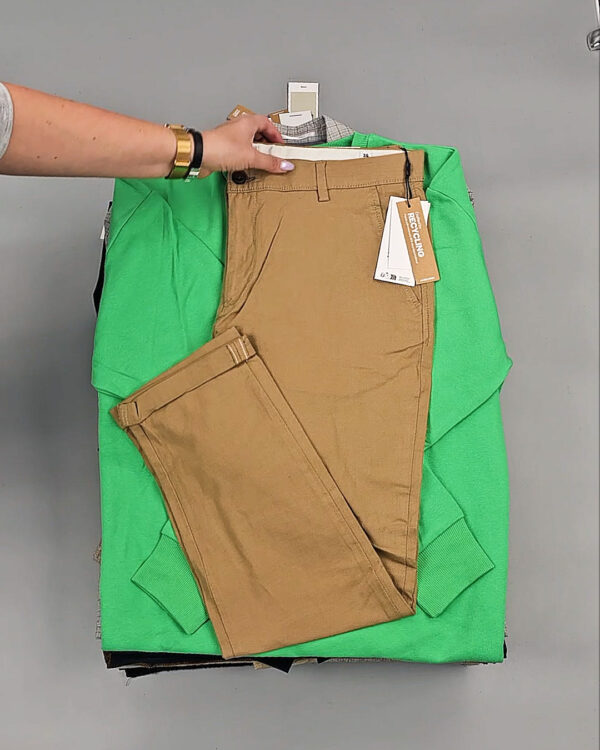 Фотография  732 - JACK JONES Men Winter mix 075#20 кг, ЛОТ № СТ-9445 оптом в Магадане и Магаданской области