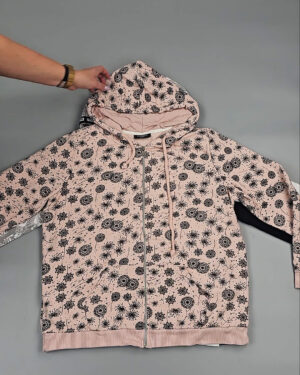 Фотография  333 - Толстовки#10 кг, ЛОТ № СХ-0151 оптом в Магадане и Магаданской области