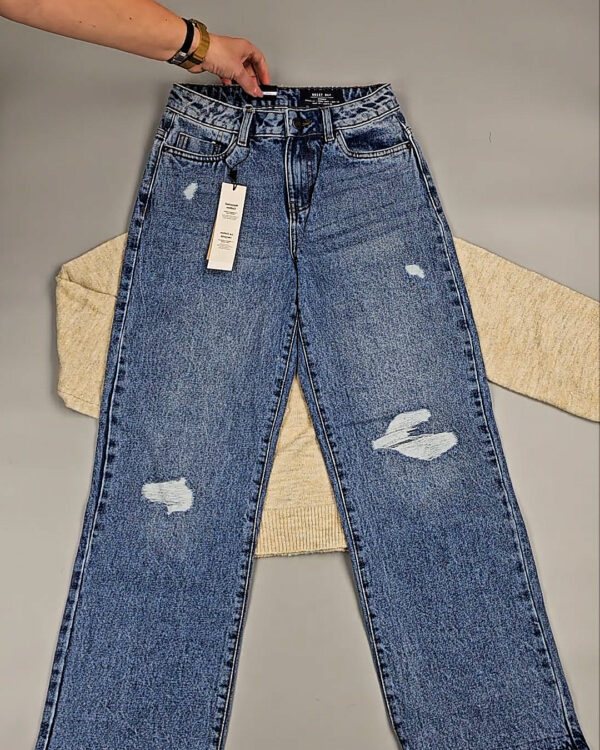 Фотография  688 - Bestseller Winter mix 104#15 кг, ЛОТ № СТ-9525 оптом в Магадане и Магаданской области