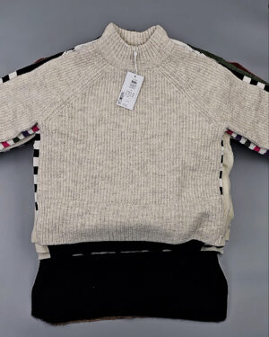 Купить Джемпера VILA W 104#7 кг, ЛОТ СТ-9991 оптом в Магадане и Магаданской области